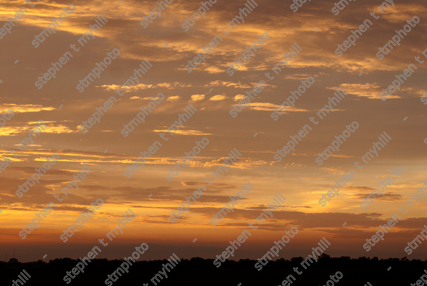 STM 9922 
 Sunset, Starston, Pulham St Mary, Norfolk 
 Keywords: Norfolk-view, sunset, Starston, pulham St Mary, Norfolk