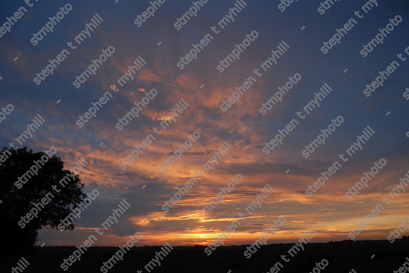 STM 9951 
 Sunset, Starston, Pulham St Mary, Norfolk 
 Keywords: Norfolk-view, sunset, Starston, pulham St Mary, Norfolk